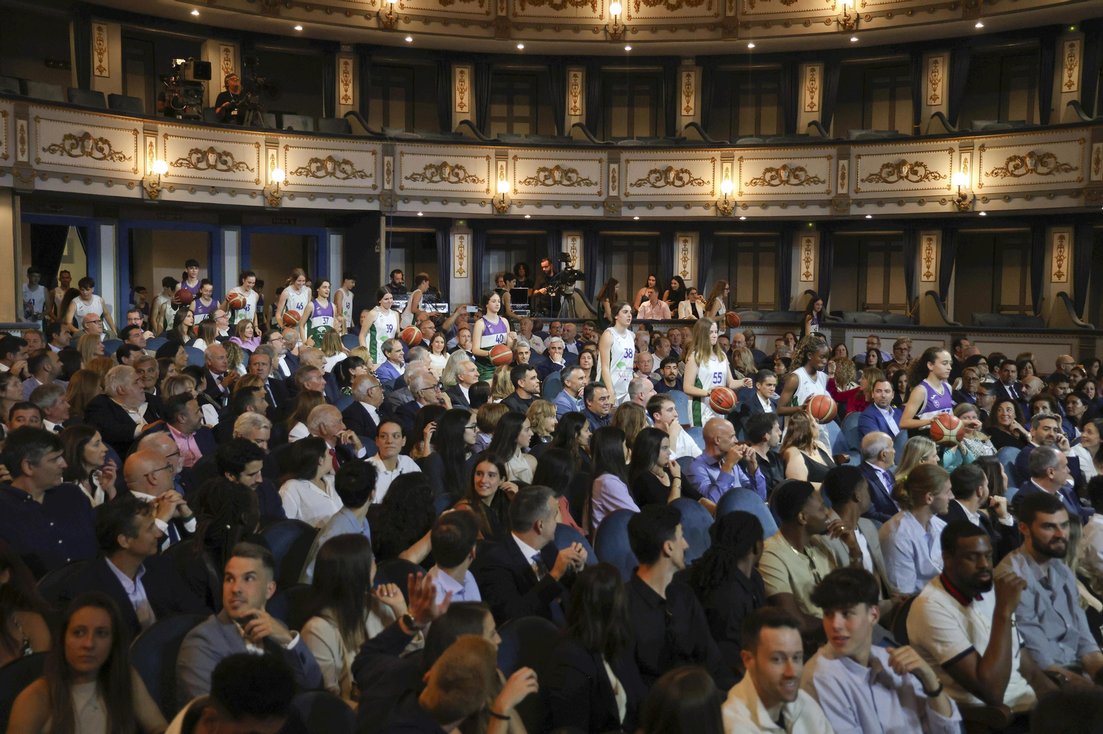 La gala del 30 aniversario de la unión Caja de Ronda-Maristas, en fotos