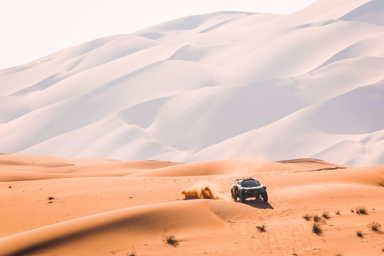 Las espectaculares imágenes del Dakar por las dunas