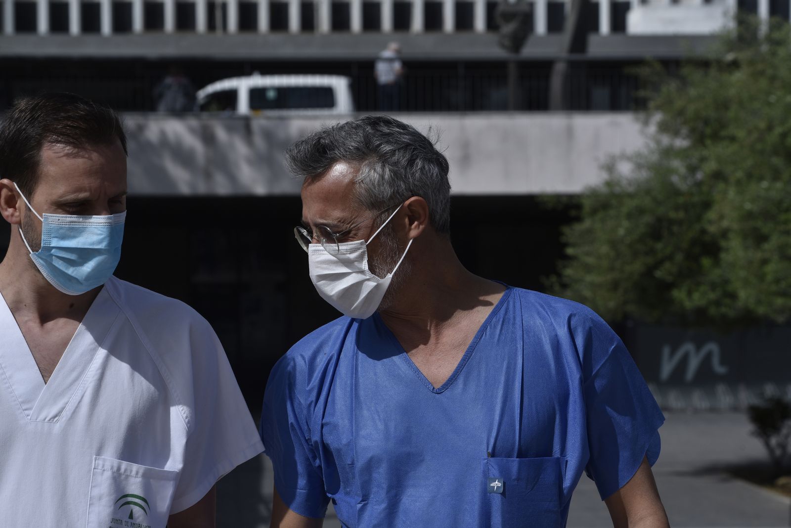 La resistencia en las calles por el estado de alarma: sanitarios de Andalucía, héroes anónimos