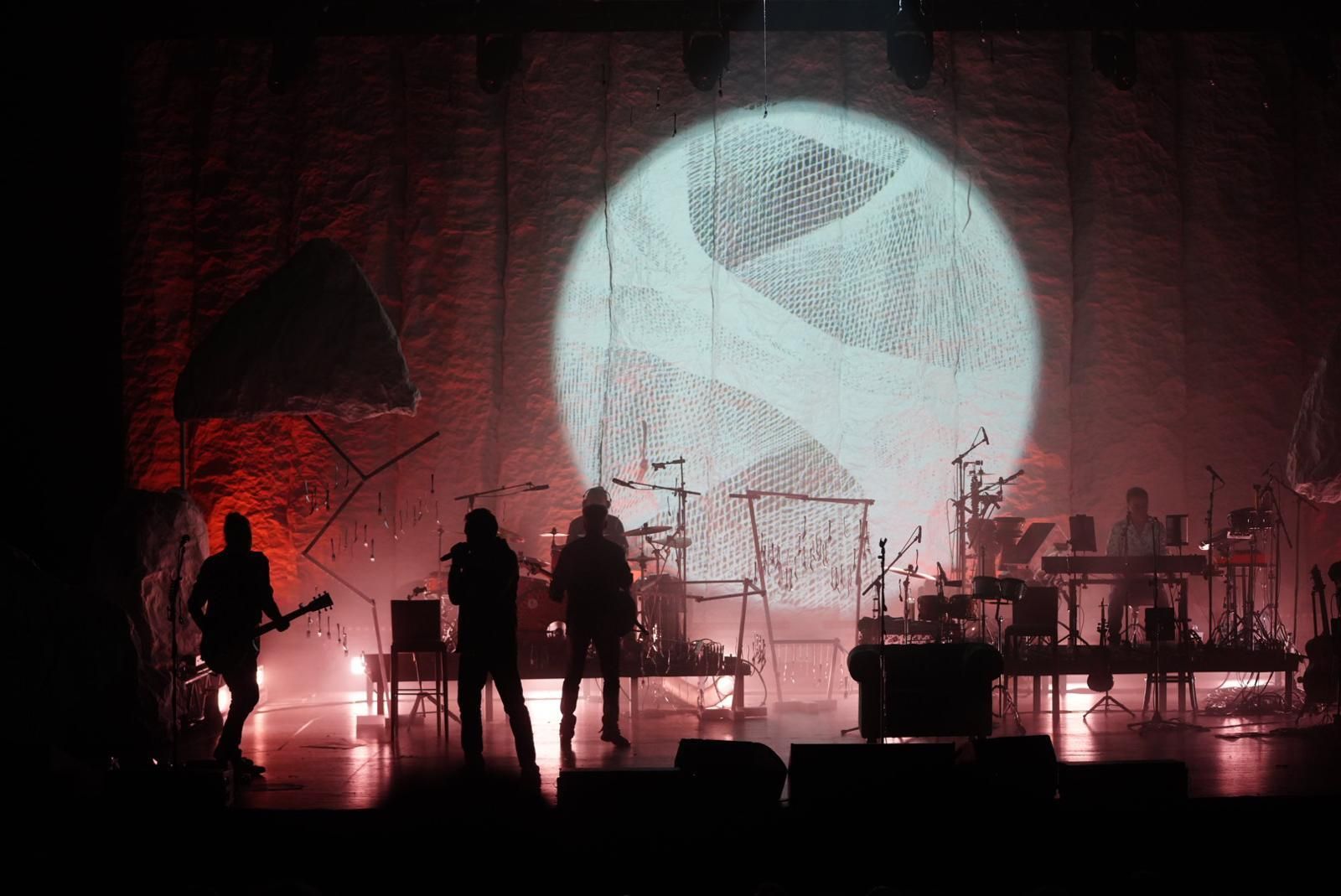 El concierto de Manolo García en el teatro El Silo de Pozoblanco, en fotografías