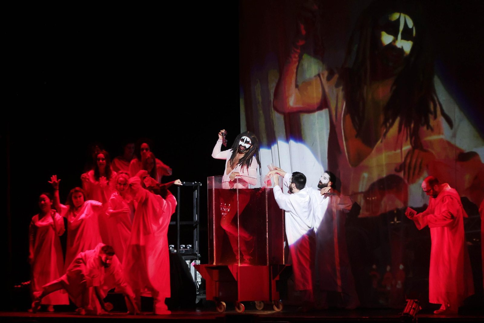 Imágenes de la ópera 'Carmina Burana' en Jerez