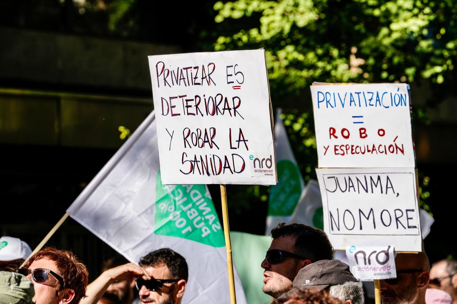 Así ha sido la manifestación en defensa de la sanidad pública en Granada