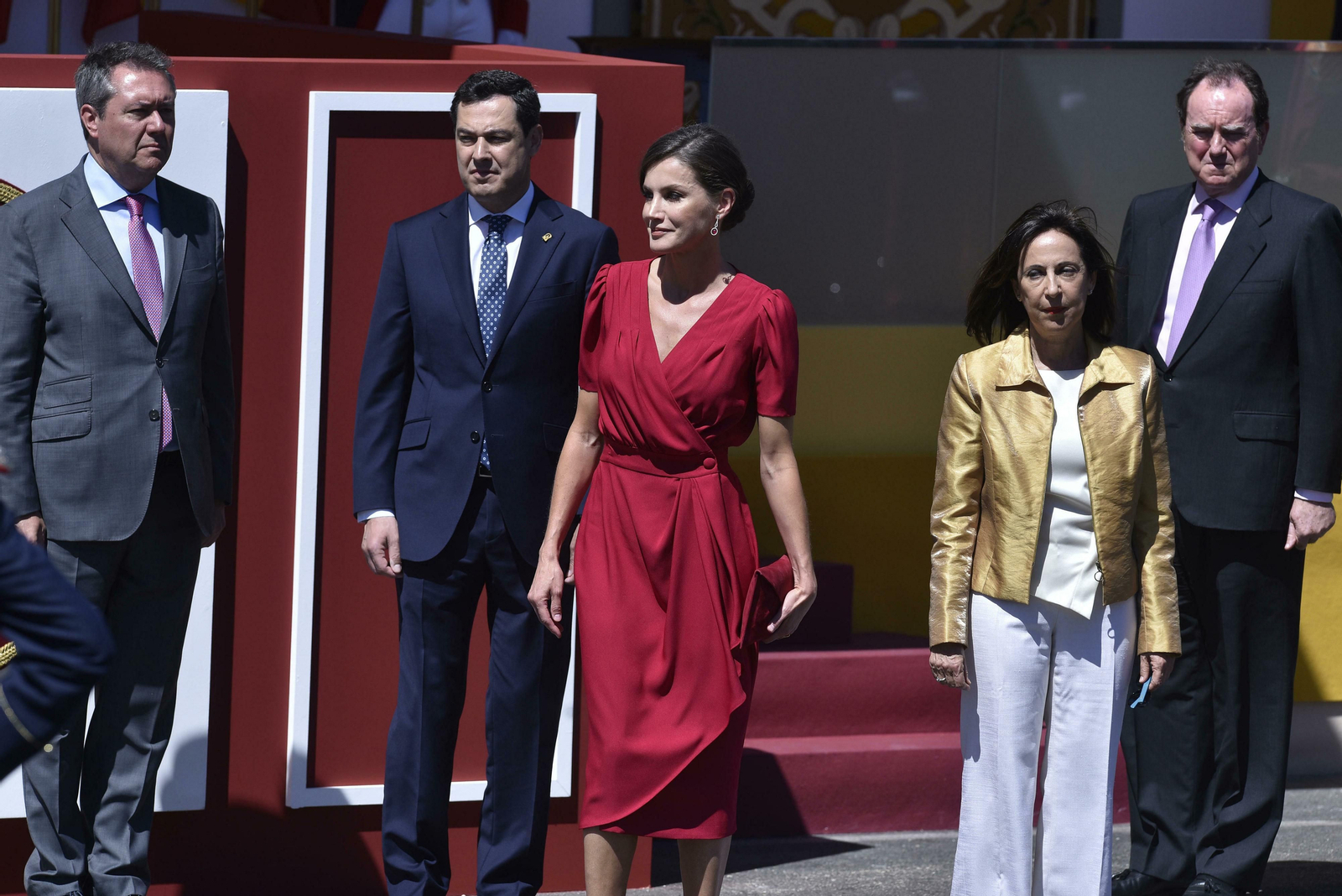 Las imágenes del desfile del Día de las Fuerzas Armadas en Sevilla