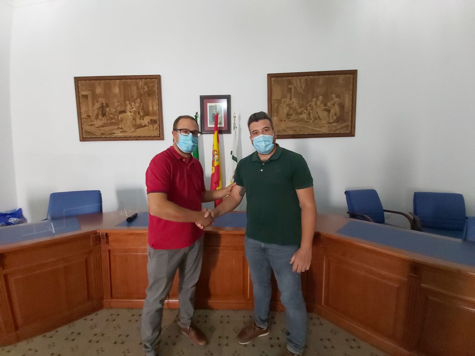 El gerente de la Ruta del Tempranillo con el alcalde de Palenciana.