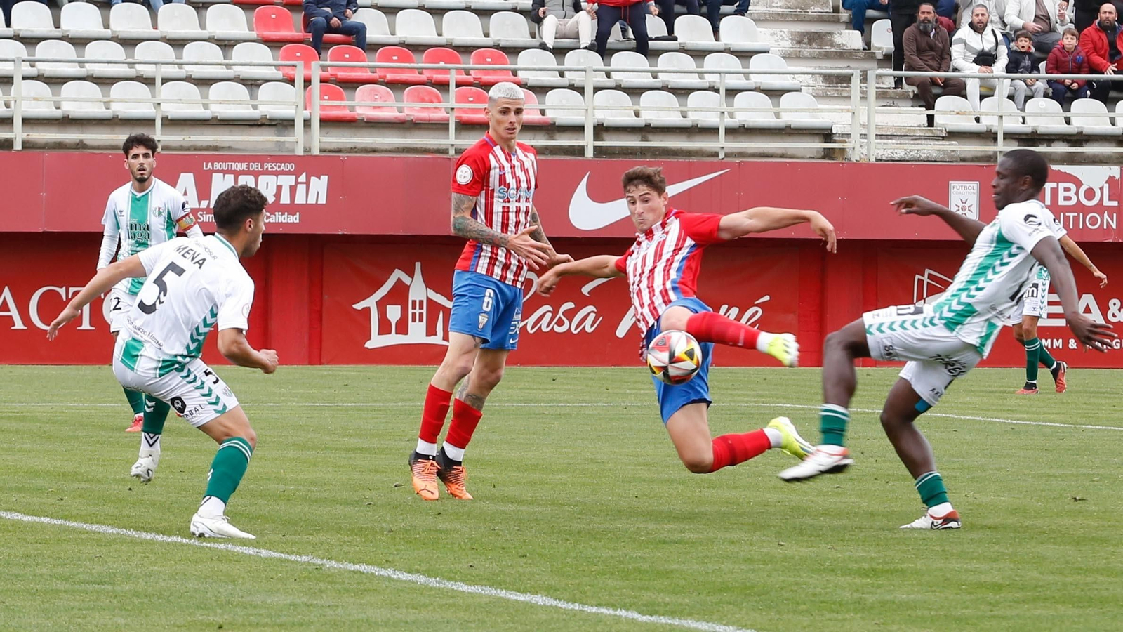 Las fotos del Algeciras-Antequera de Primera Federación