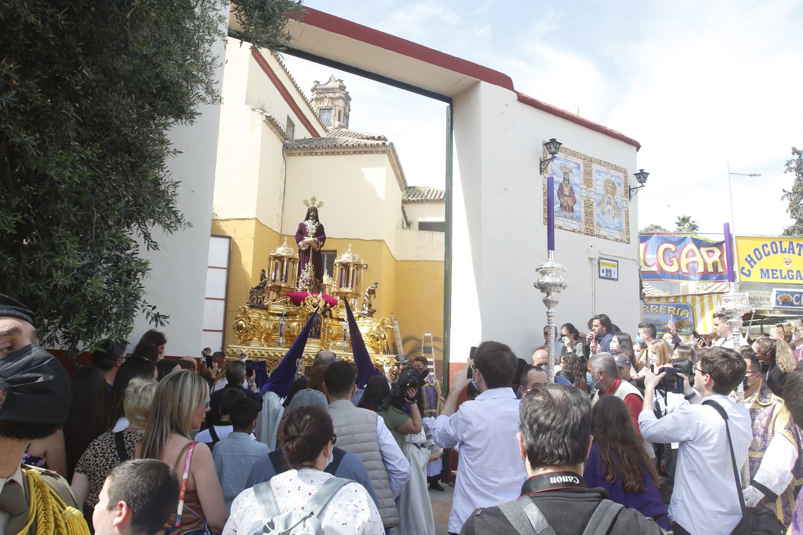 Domingo de Ramos en Córdoba: La procesión del Rescatado, en imágenes