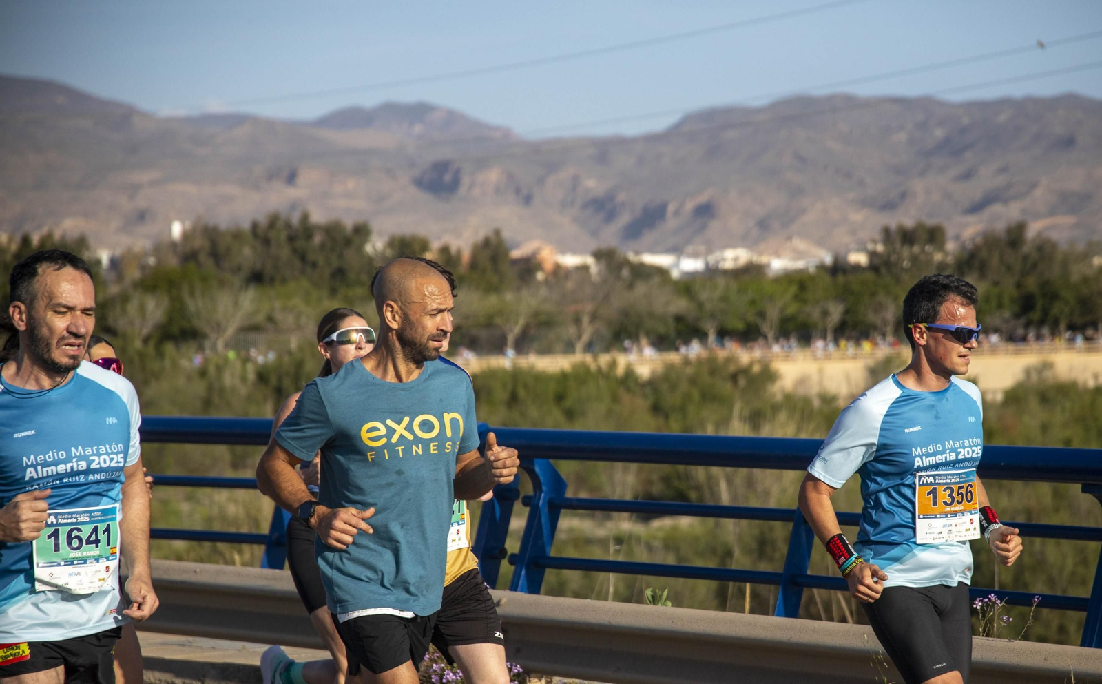 El Medio Maratón de Almería 2025, en imágenes