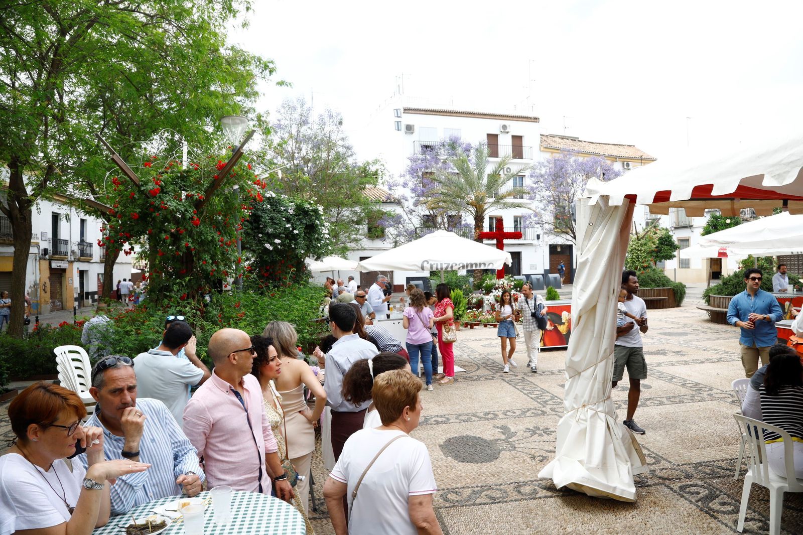 El domingo de Cruces de Córdoba, en imágenes