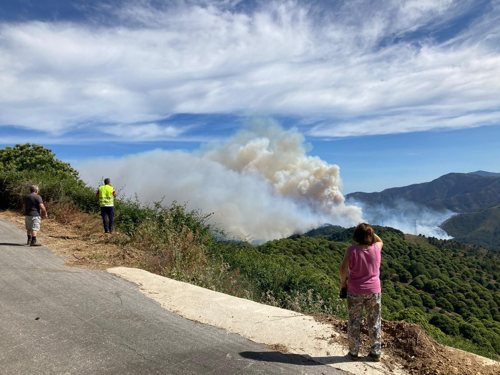 El incendio en Pujerra, en fotos