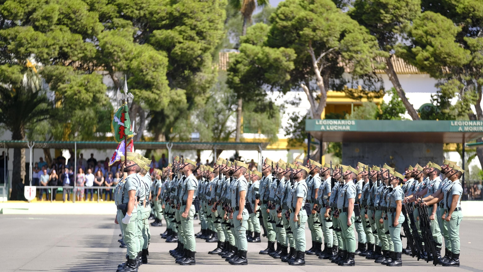 Jornada de puertas abiertas de La Legión Española en Viator