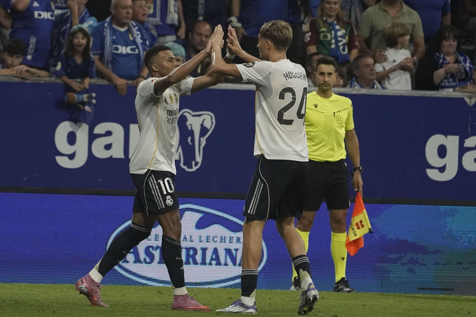 Las fotos del Oviedo - Real Madrid