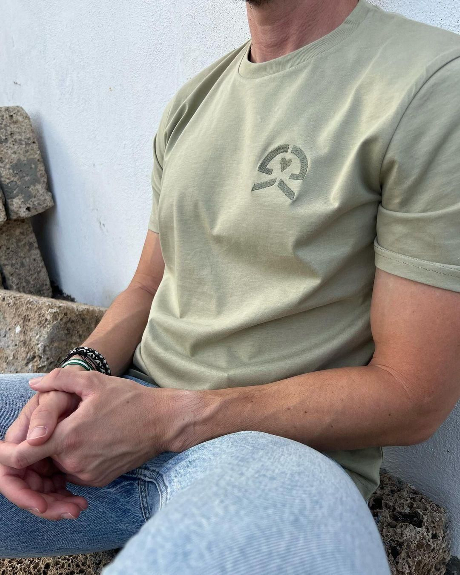 Camisetas y sudaderas de Almería en el corazón