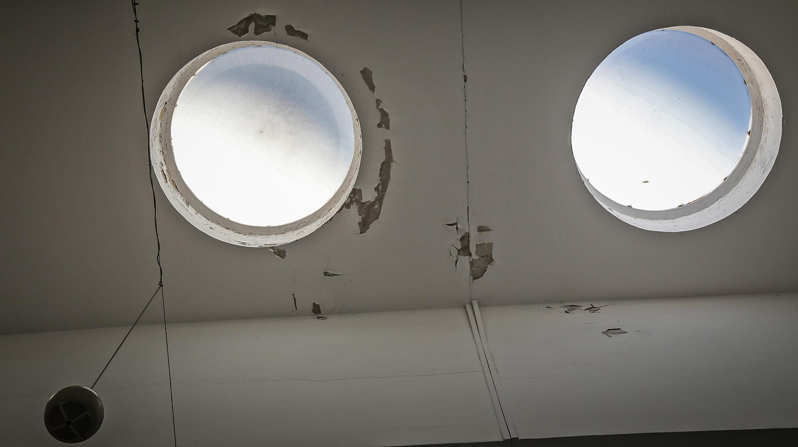 Imágenes del mal estado del CEIP Tartesos