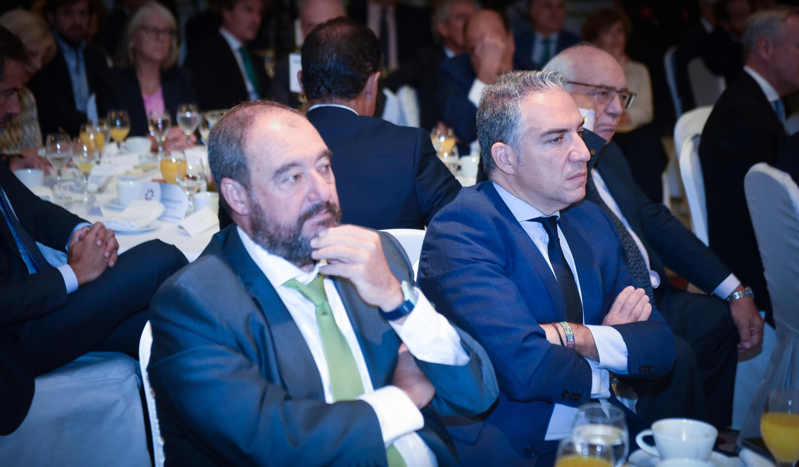 Los invitados al Foro Joly con Juanma Moreno en Madrid, en imágenes