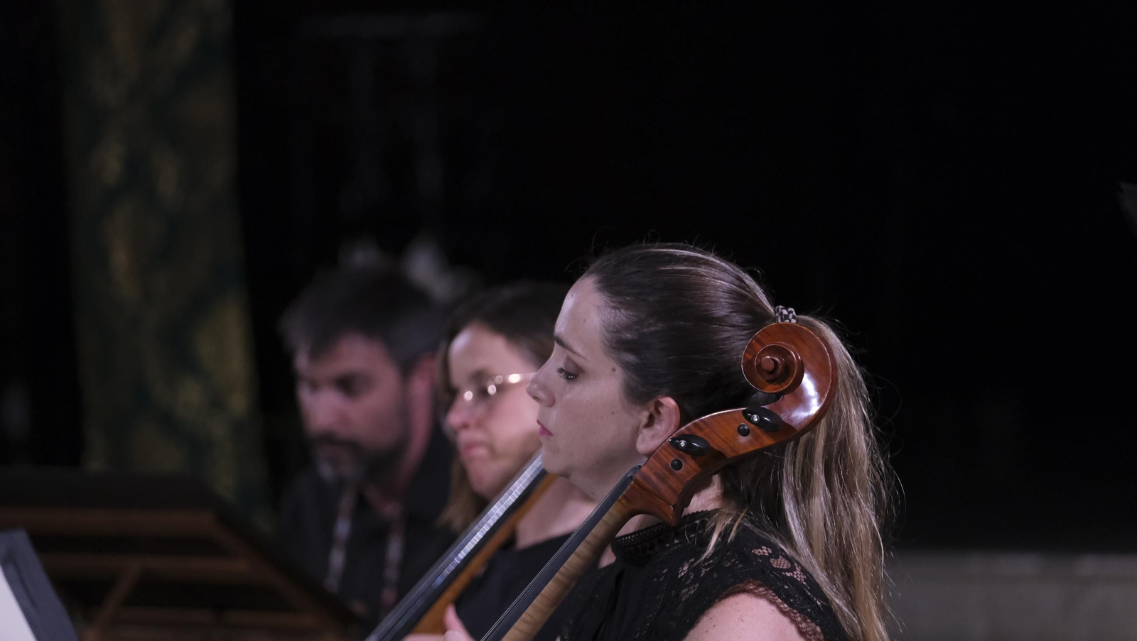 Concierto de la OCAL y del violinista Jesús Reina en Vélez Blanco, en imágenes