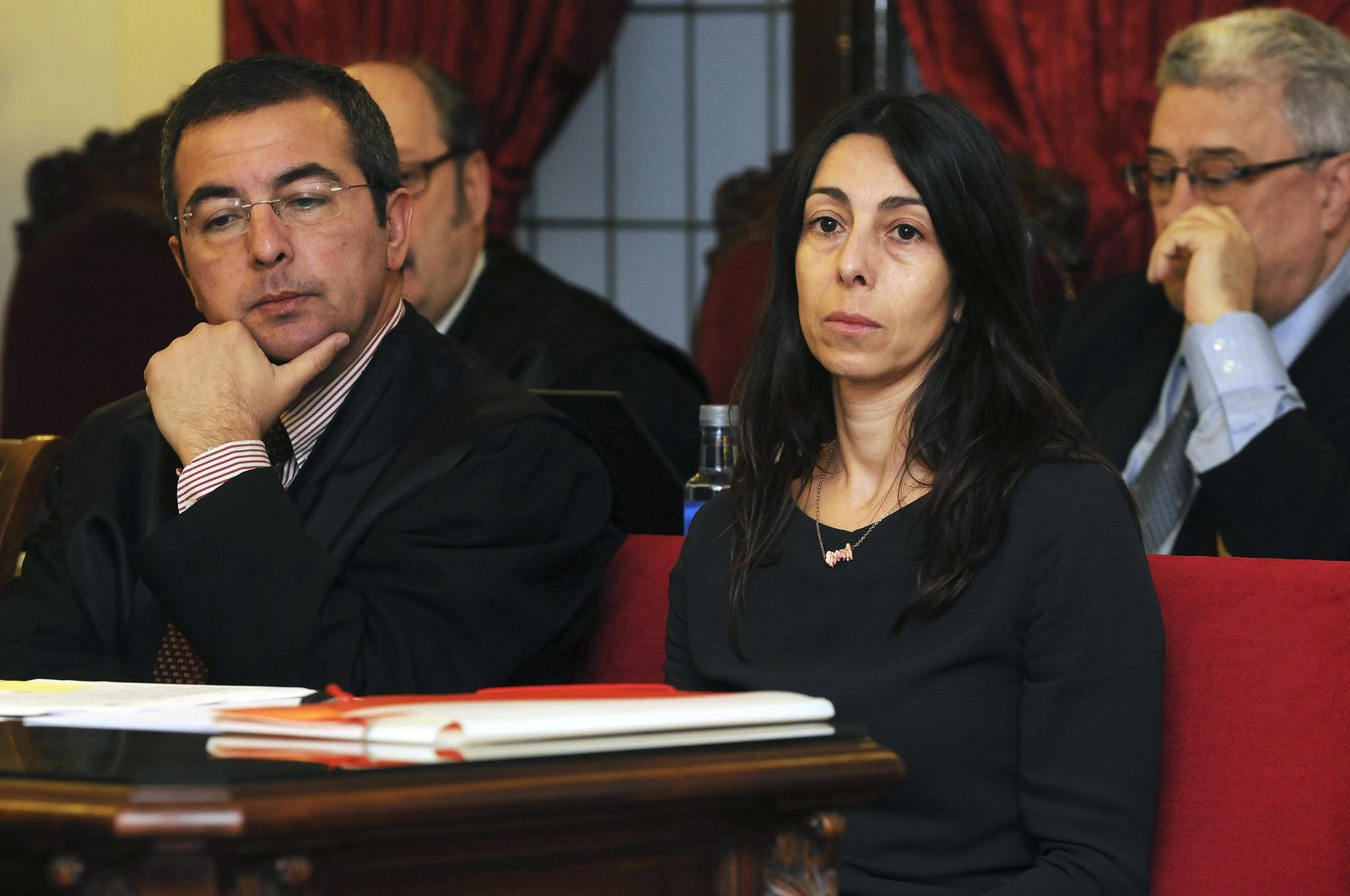 Decreta el ingreso en prisión de Raquel Gago por el asesinato de Isabel Carrasco