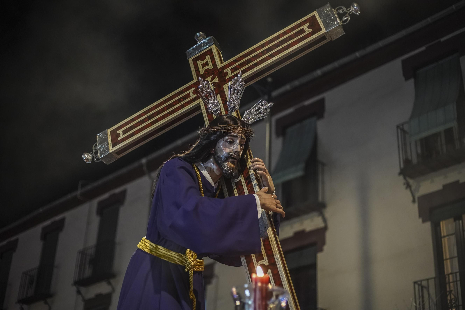 Vía crucis con la imagen del Nazareno de las Penas