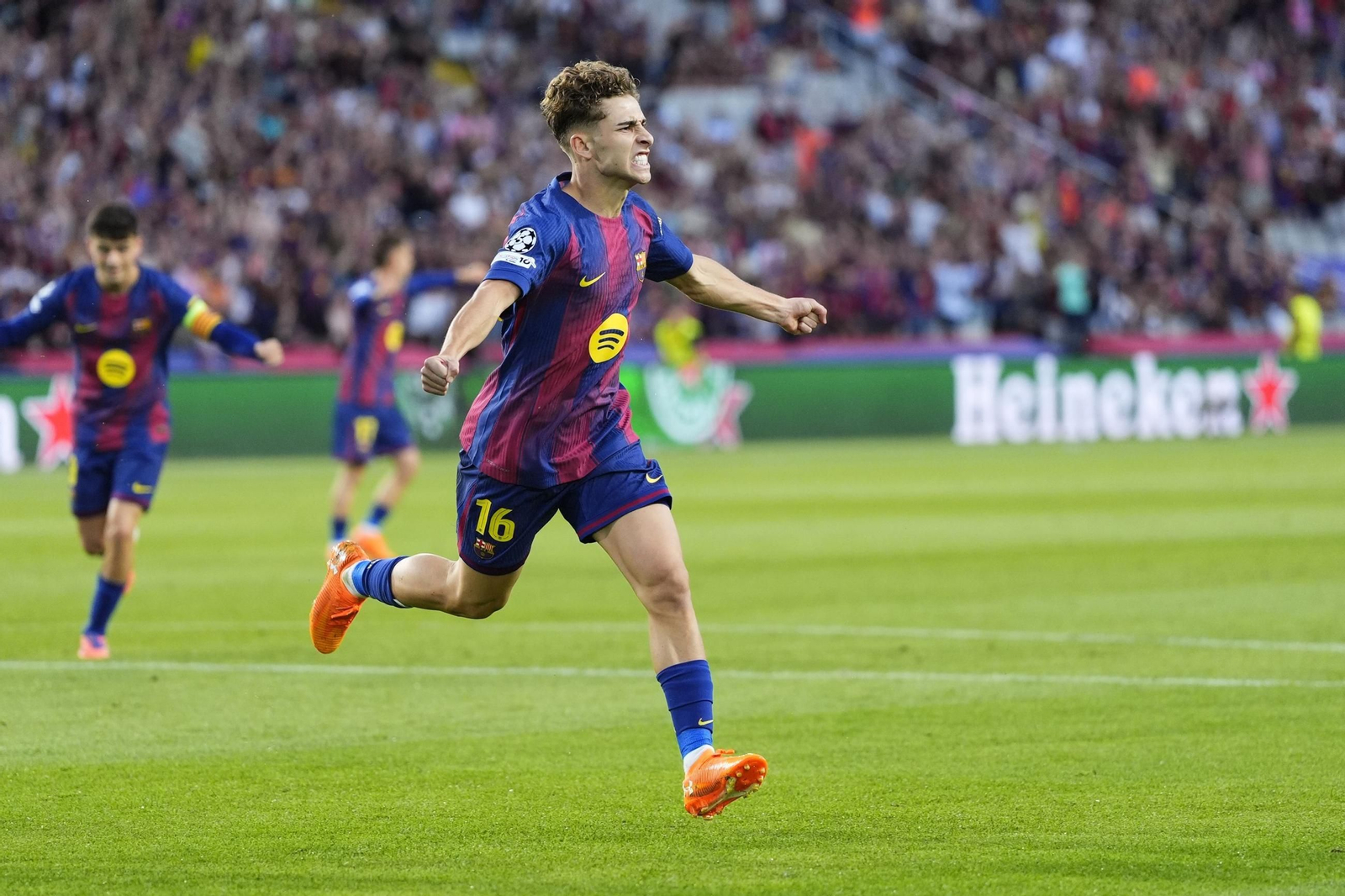 Las fotos del Barcelona-Olympiacos