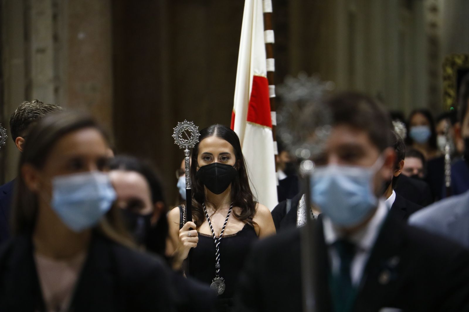 El vía lucis con la Virgen de la Fuensanta en el Patio de los Naranjos, en imágenes