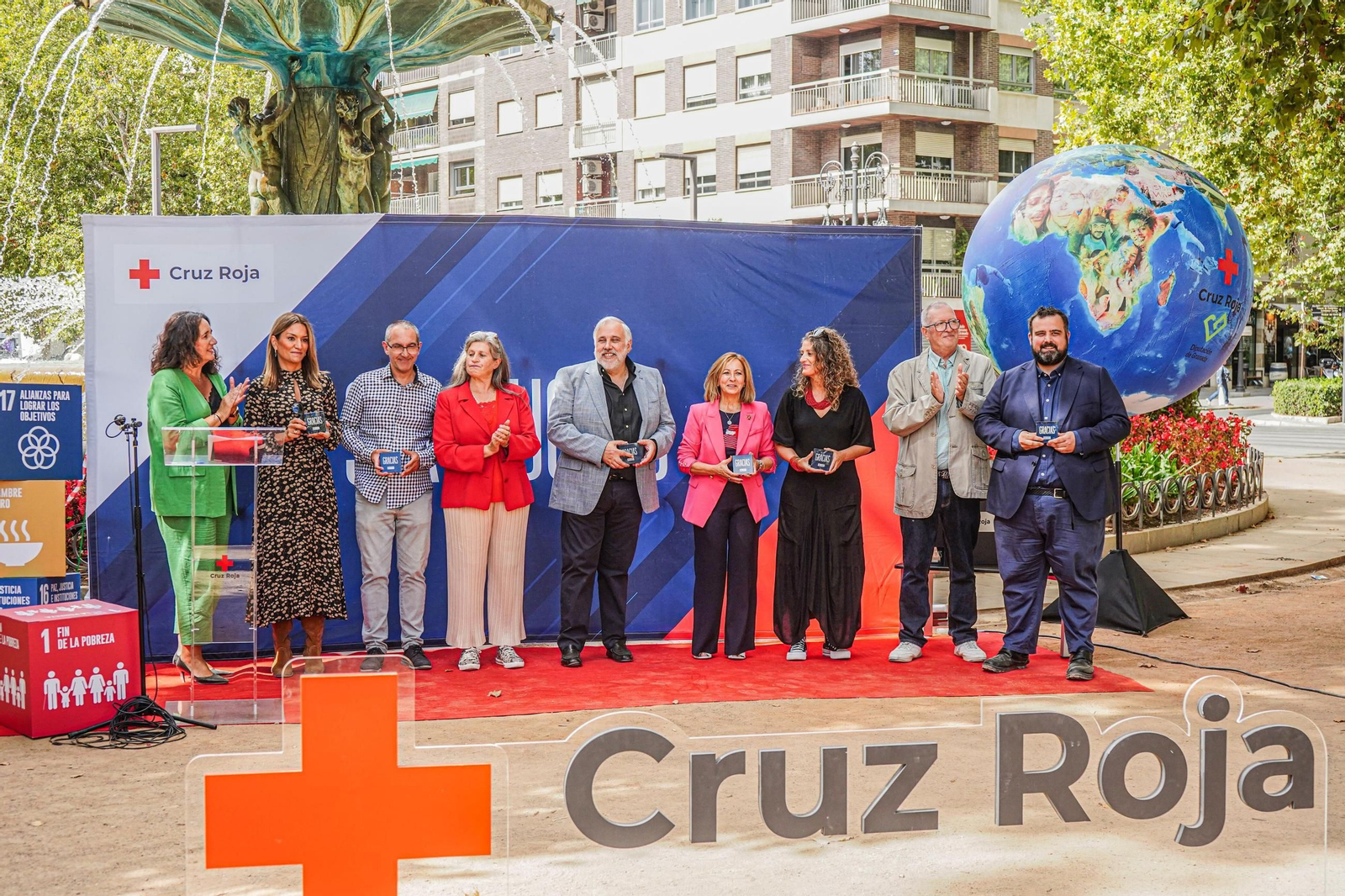 Así ha vivido Granada el Día de la Banderita de Cruz Roja: todas las imágenes
