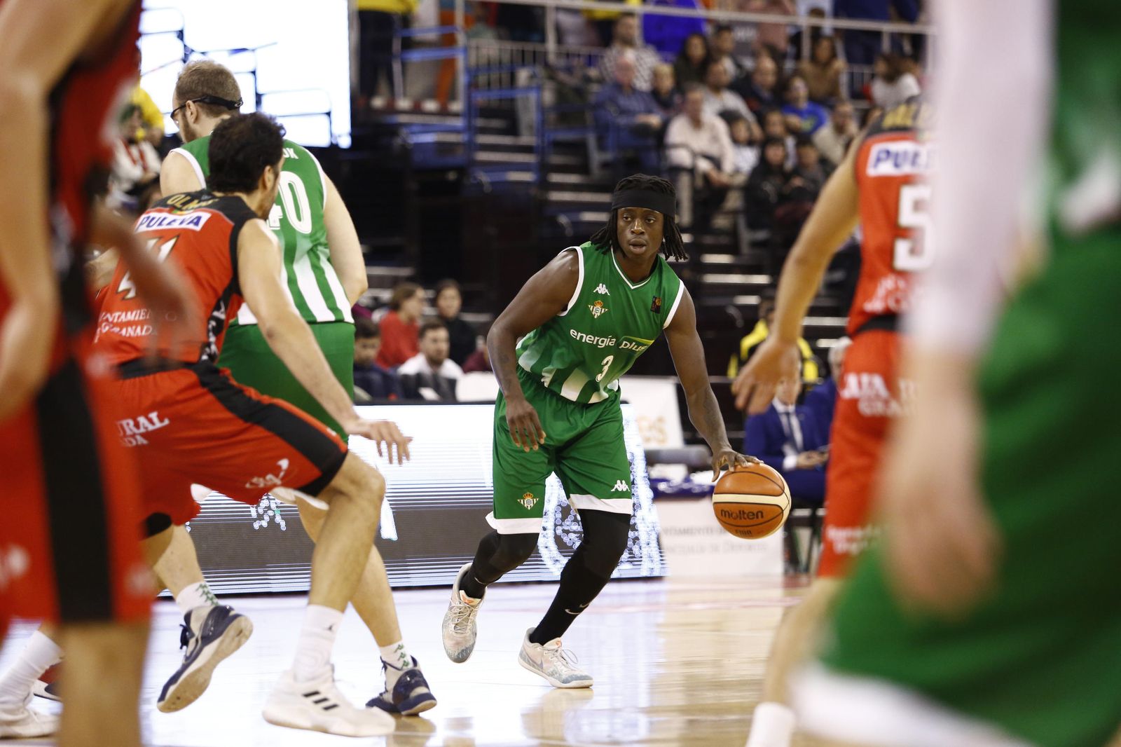 Bropleh, tras recibir un bloqueo de Stainbrook.