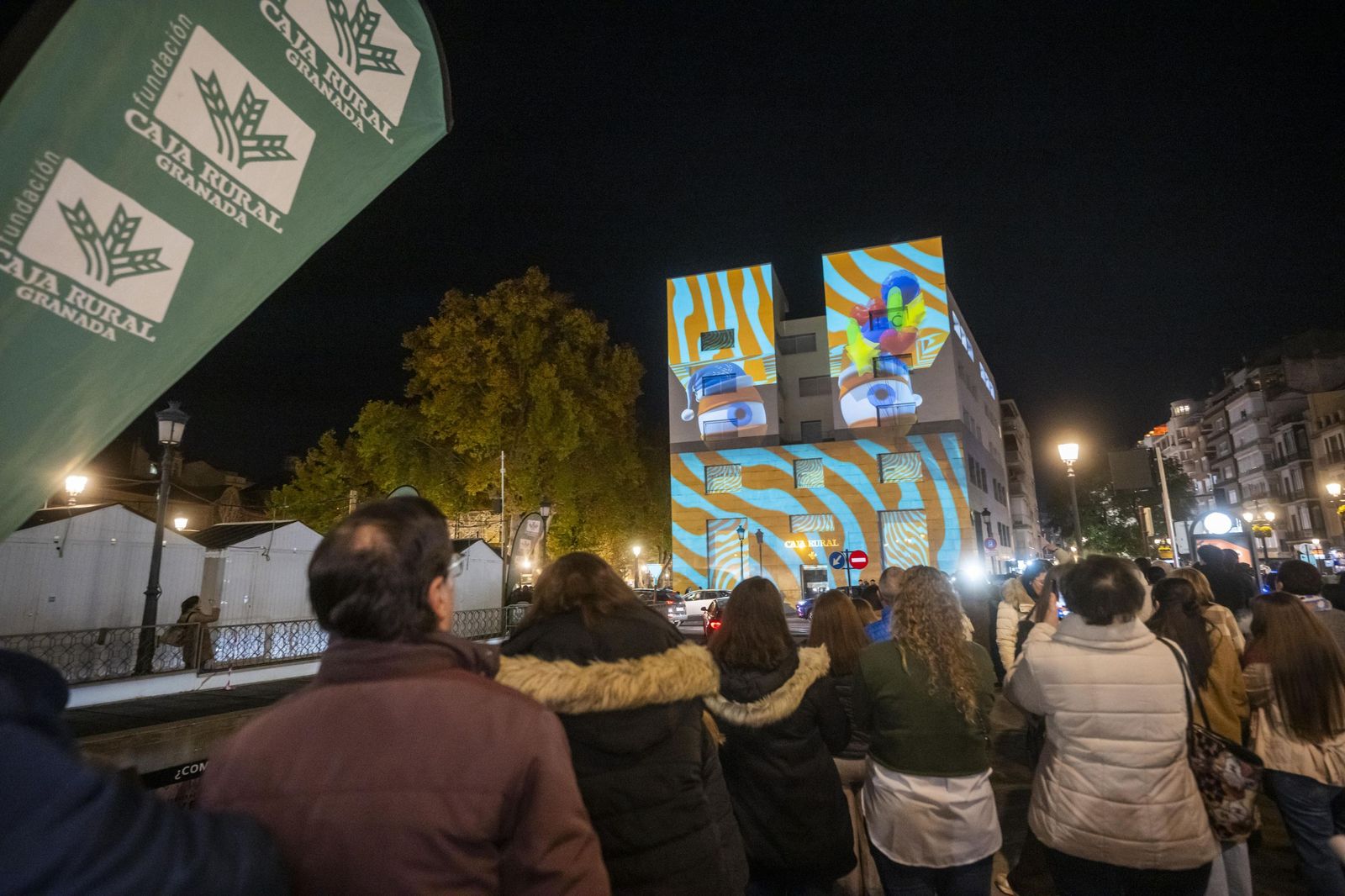 La institución proyecta a diario sobre la fachada del edificio Zaida su nuevo espectáculo audiovisual para felicitar la Navidad