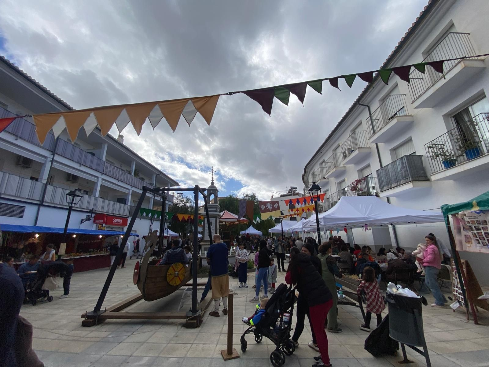 La Feria Medieval de Dílar, en imágenes que parecen de otra época
