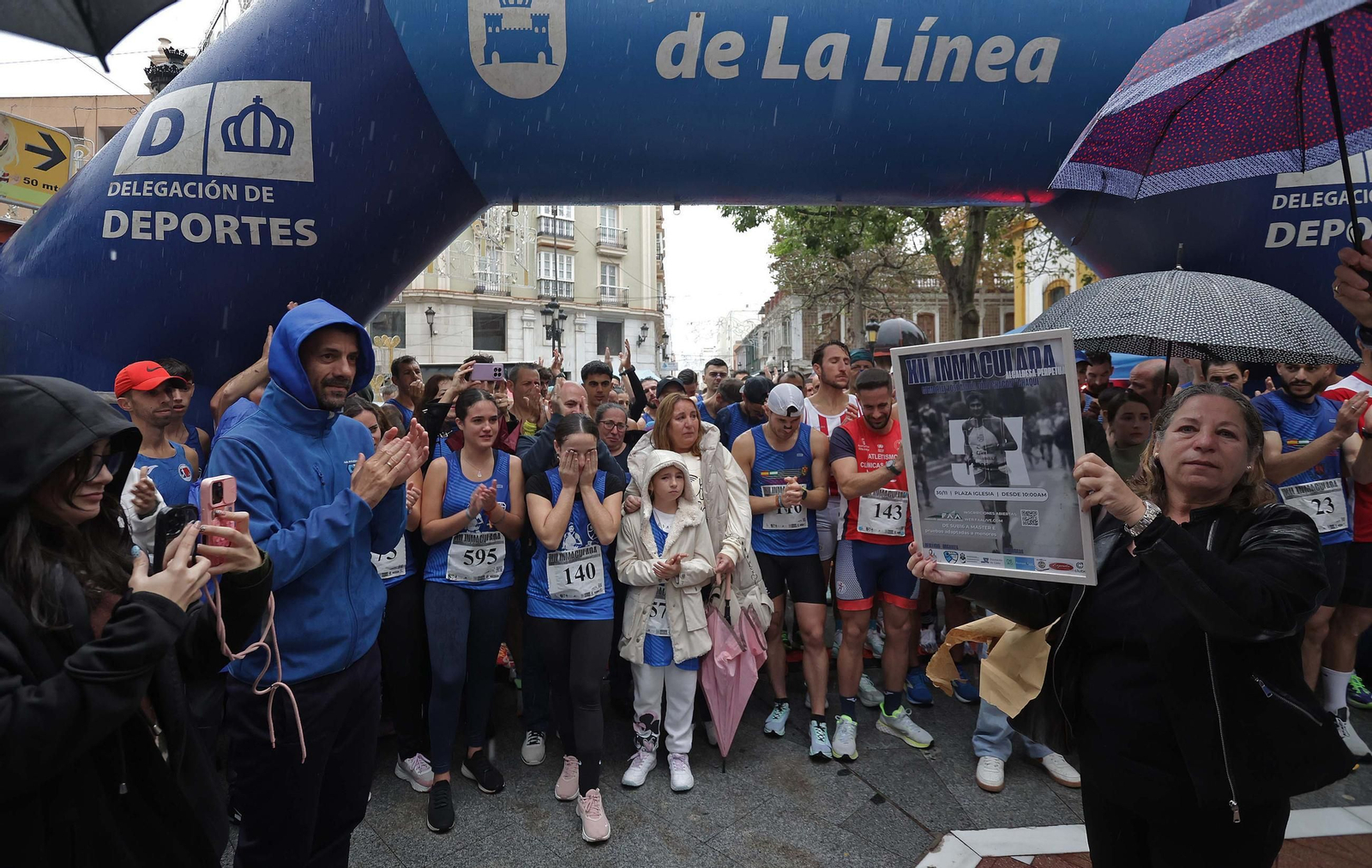 Búscate en las fotos de la XII Carrera Popular de la Inmaculada