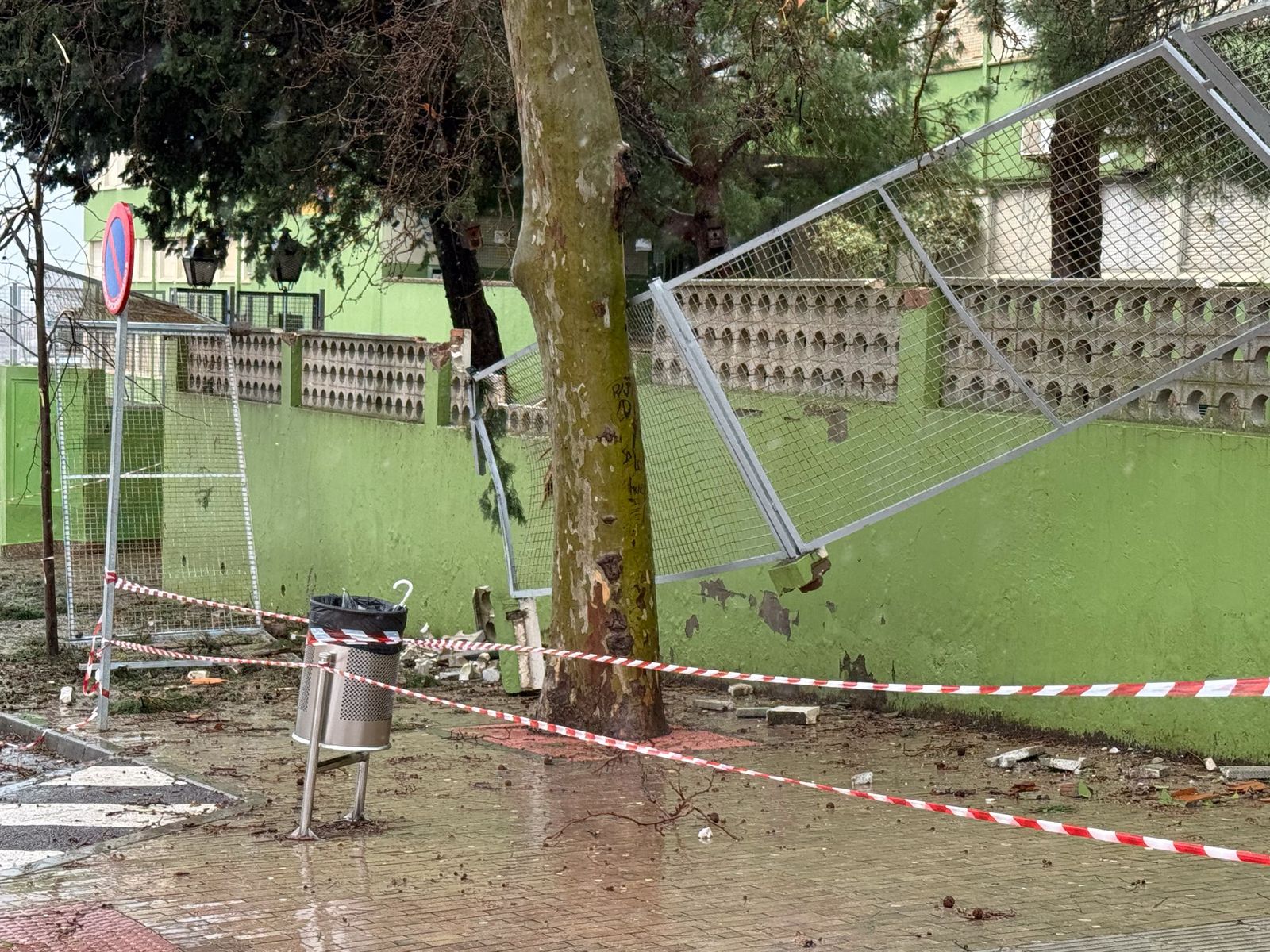 Fotos del temporal de lluvia y viento por la borrasca Kristin en el Campo de Gibraltar