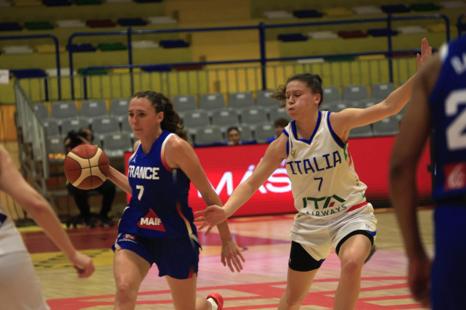 033 Italia - Francia.jpg