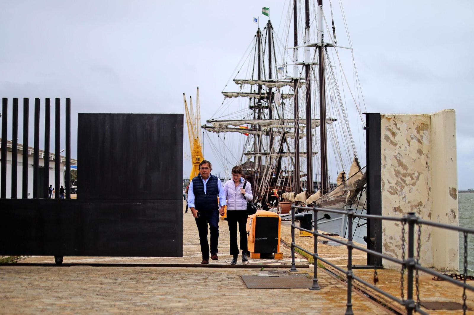 Imágenes del Galeón Andalucía en el Puerto de Huelva
