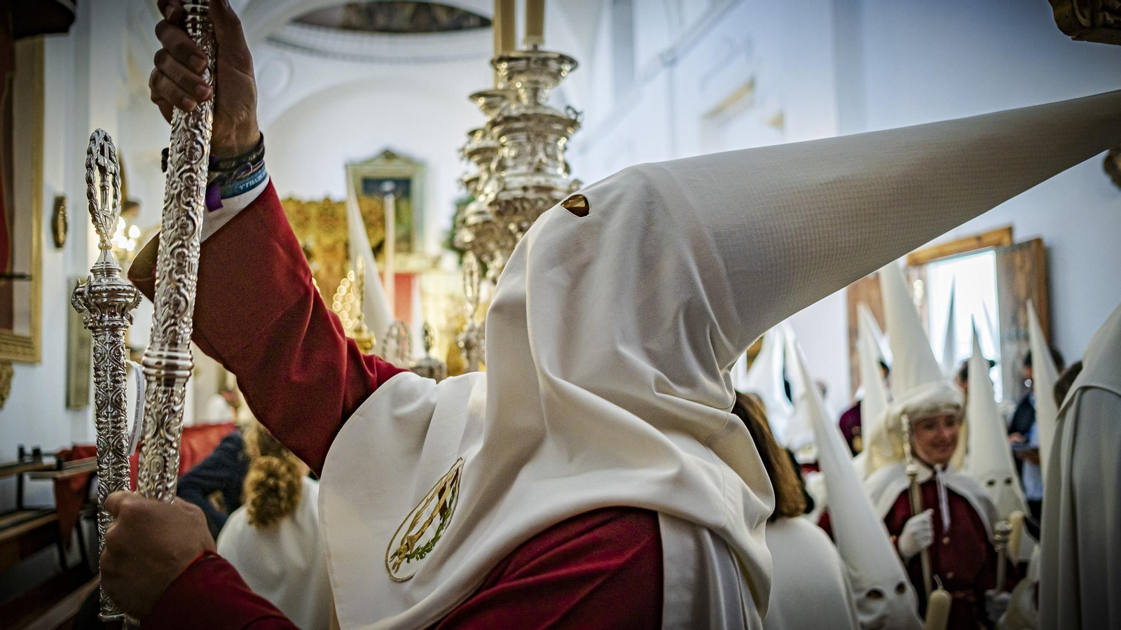 Imágenes de la salida de El Huerto en la Semana Santa de Cádiz 2025