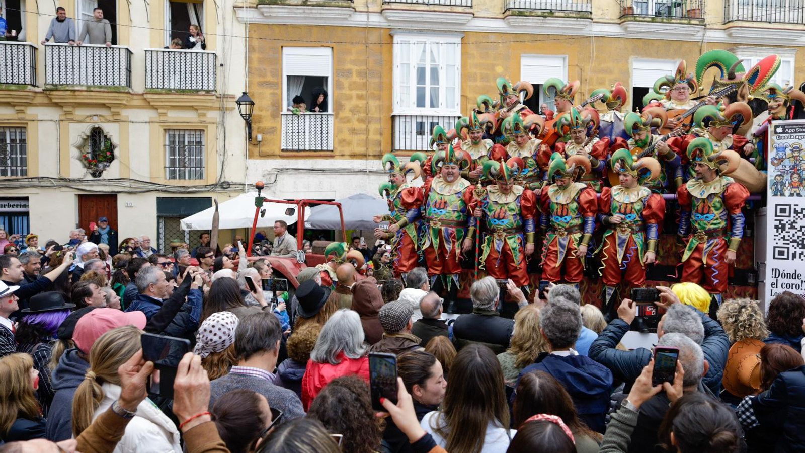Las mejores imágenes del primer domingo de Carnaval de Cádiz