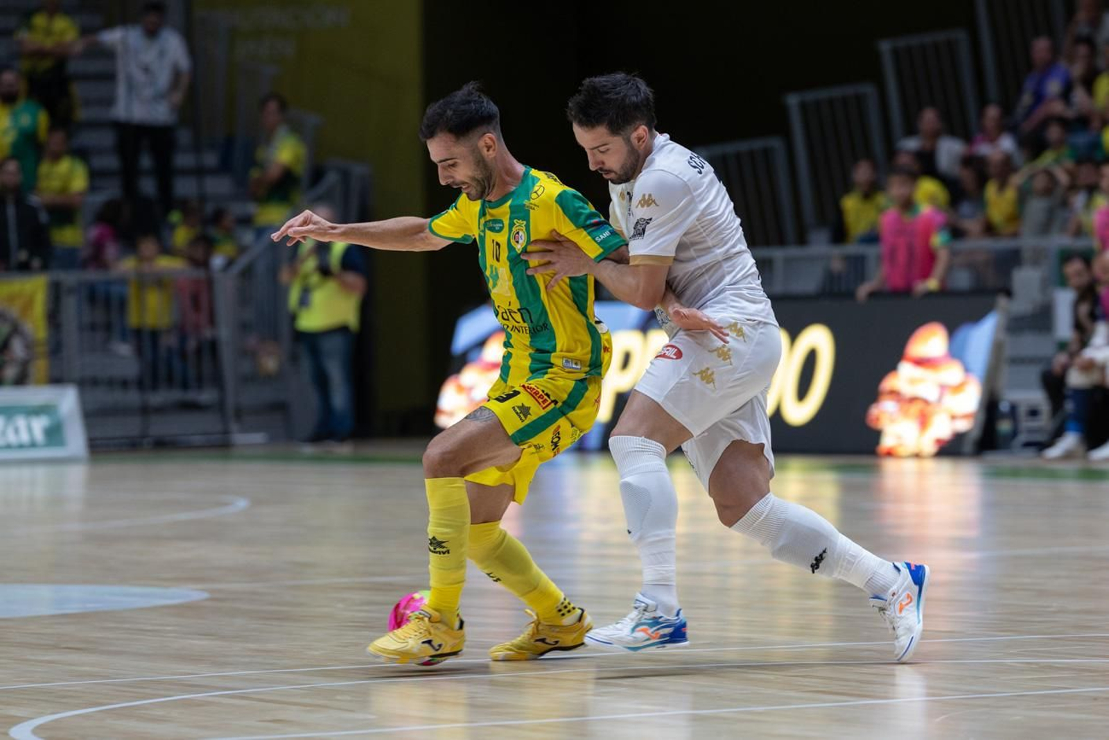 Las mejores imágenes de la amplia victoria del Jaén Paraíso Interior FS sobre O Parrulo Ferrol