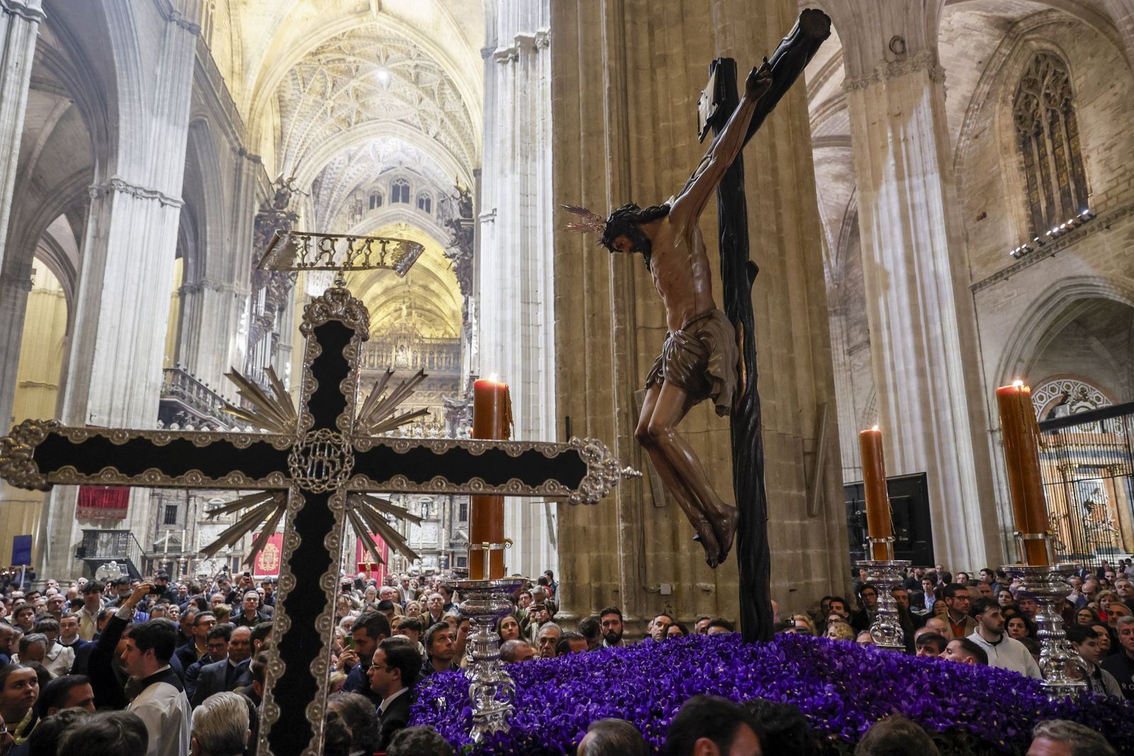 Las imágenes del Viacrucis de las Hermandades
