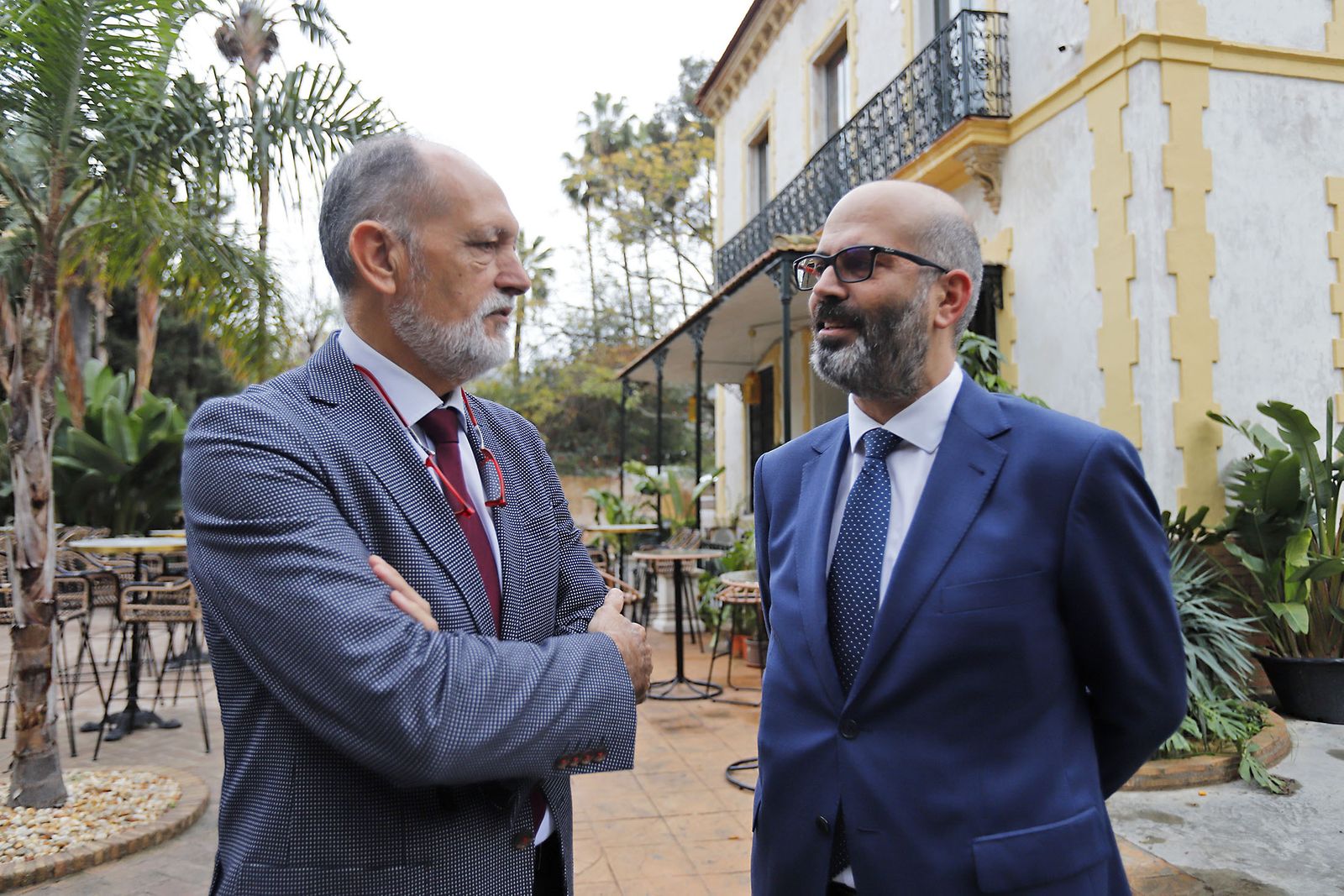 Imágenes de la recepción del Foro Gerardo Rojas de Huelva Información