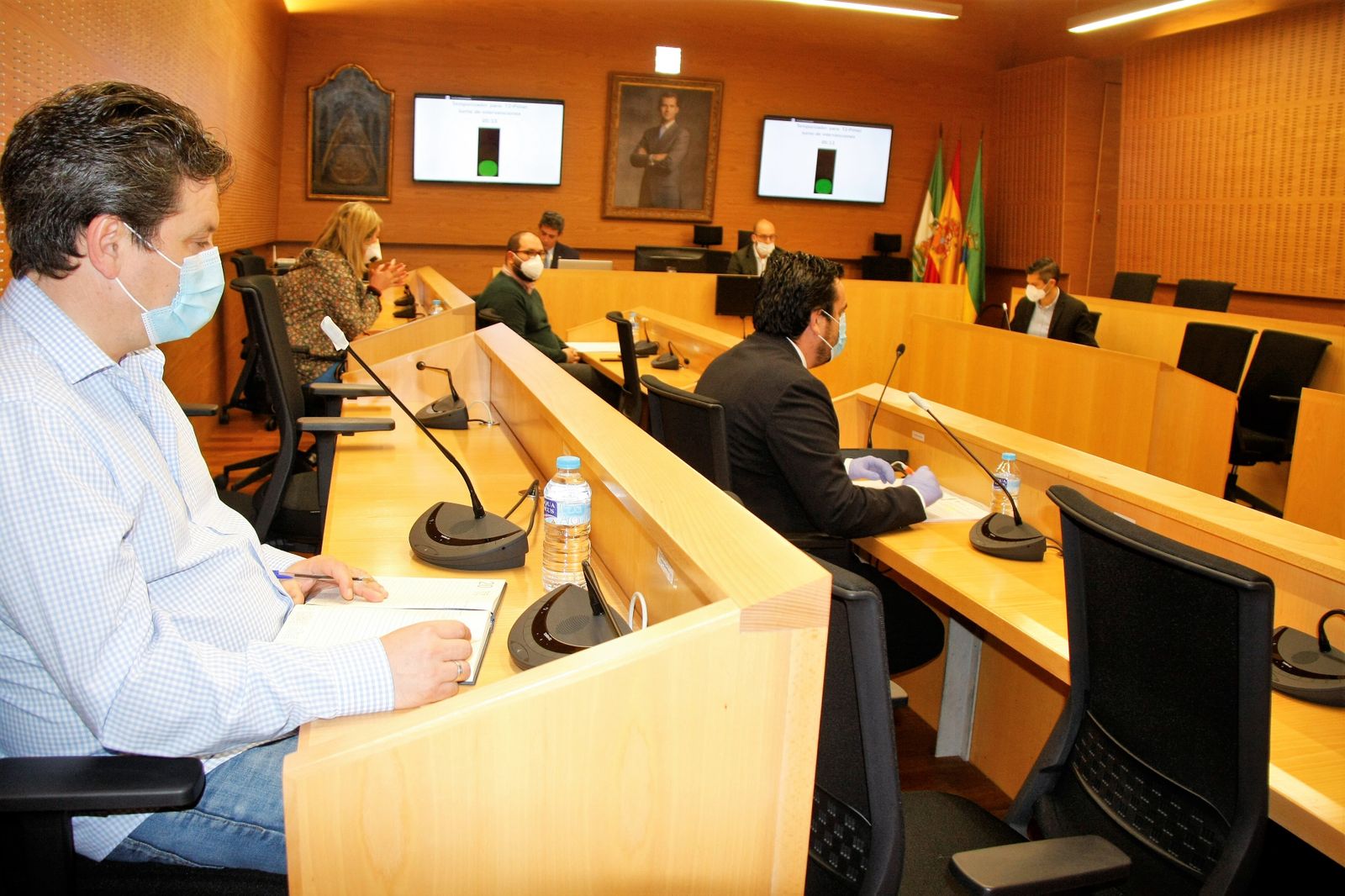 Una imagen del primer pleno extraordinario celebrado durante el estado de alarma en el Ayuntamiento.