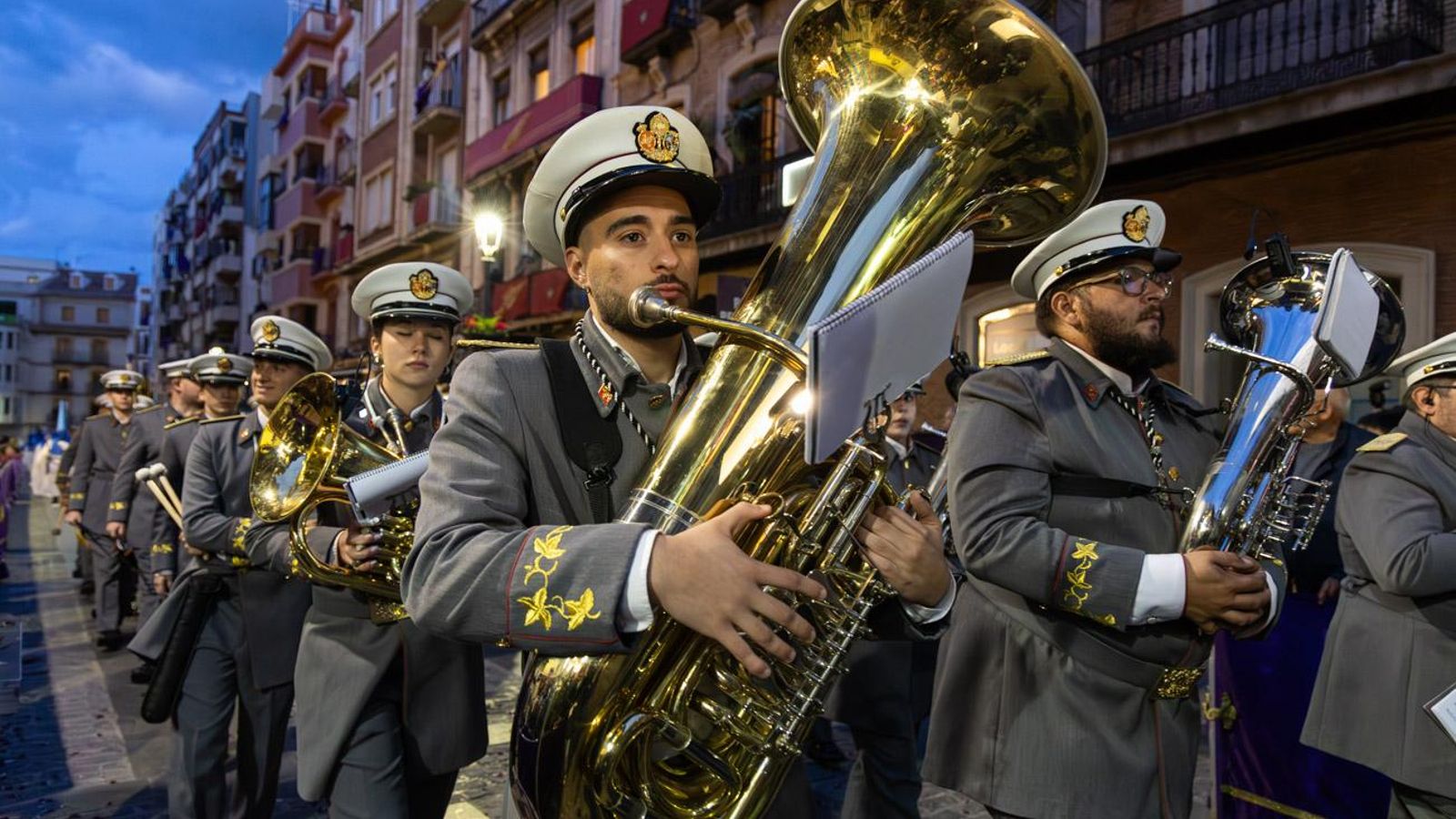 Los jiennenses se recrean con la cofradía de los Estudiantes un nuevo Lunes Santo