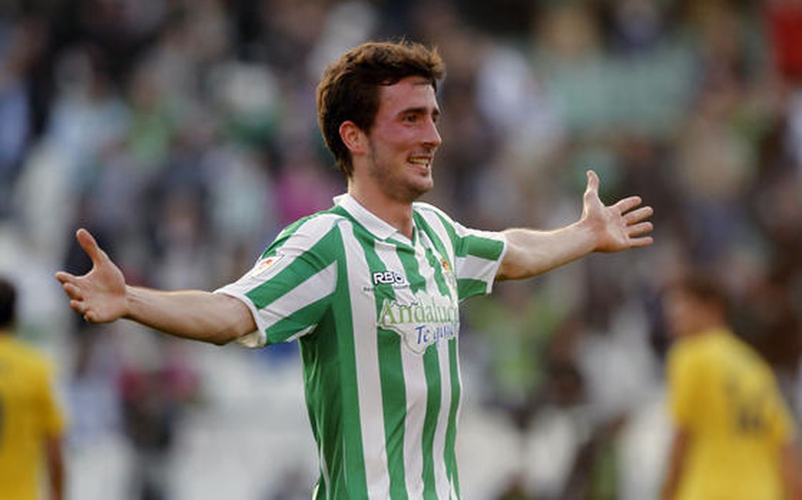 Miqui Roqué celebra el gol que cerraba la cuenta del Betis. / Antonio Pizarro