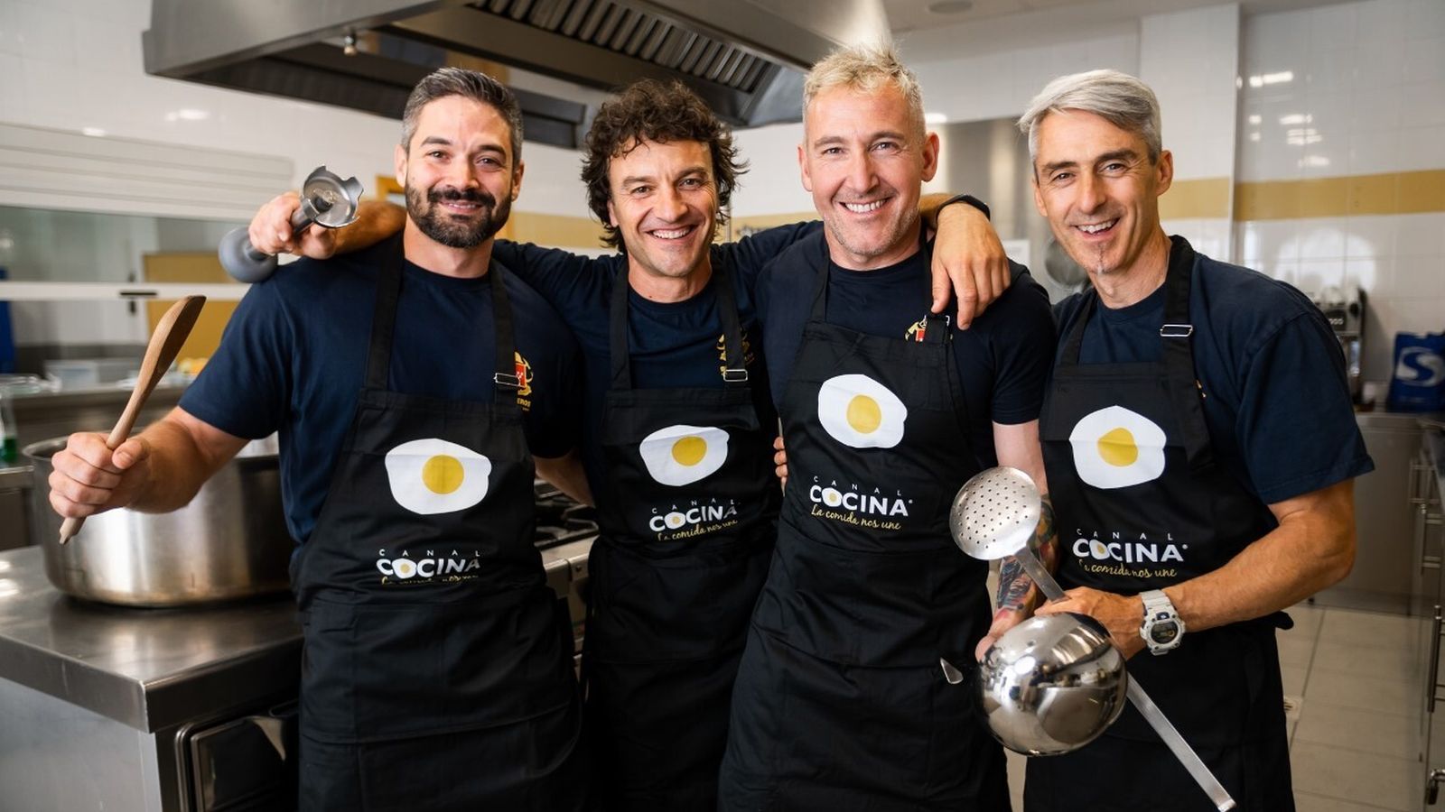 'Bomberos cocineros' en el parque de Parla, Madrid