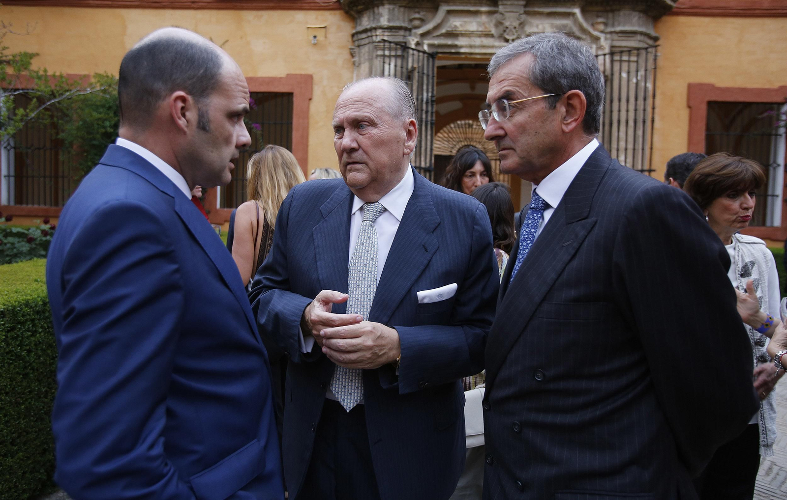 Los asistentes al VII Premio Manuel Clavero