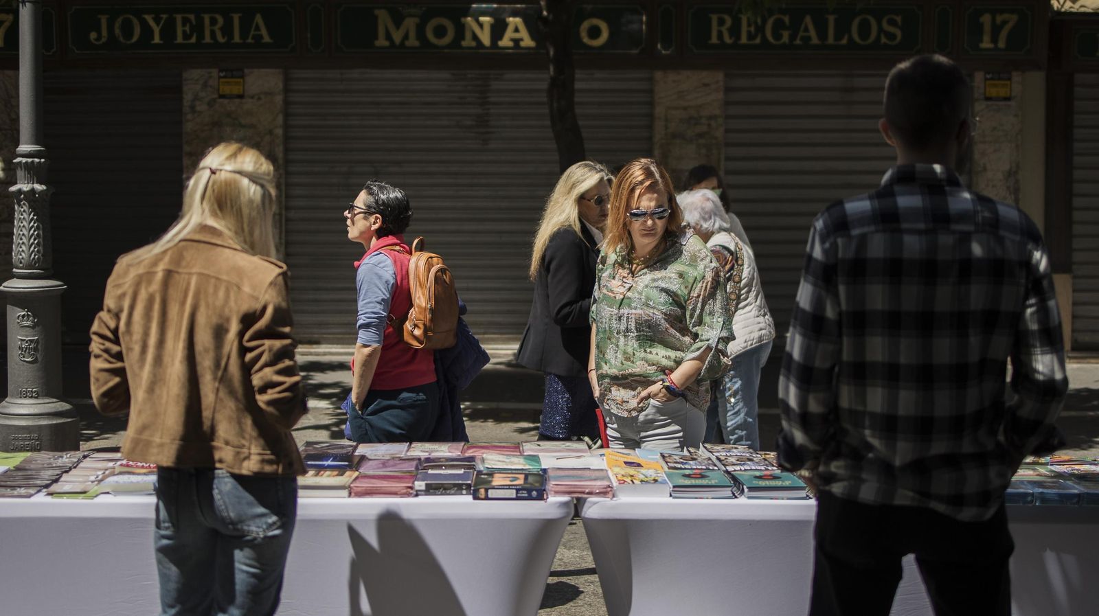 Motos, vino y literatura: búscate en el ambiente del centro de Jerez el sábado del Gran Premio de Jerez 2025