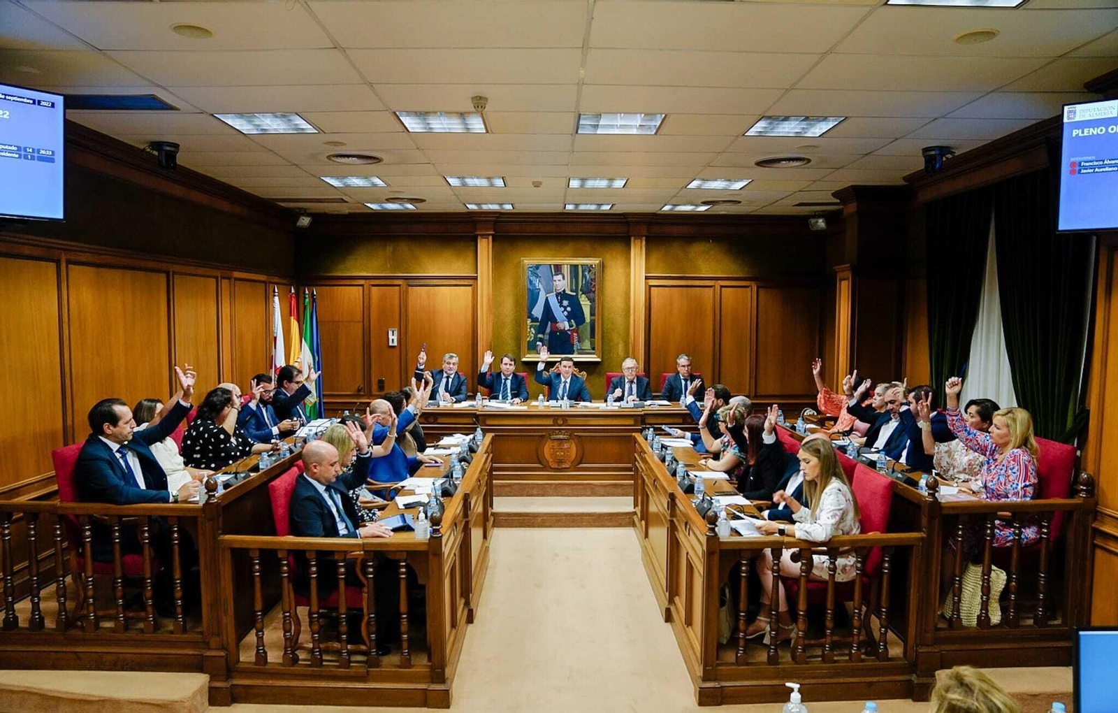 Momento de la sesión plenaria celebrada esta mañana.