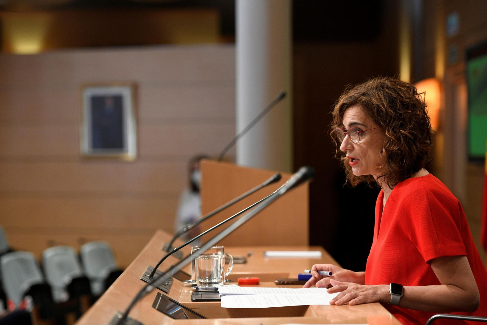 La ministra de Hacienda, María Jesús Montero, ayer durante su comparecencia posterior al CPFF.