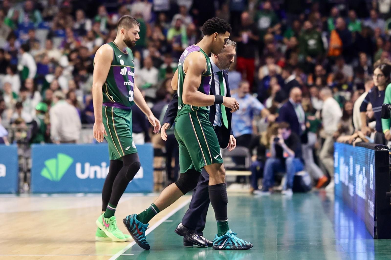 El Unicaja-Baxi Manresa, en fotos