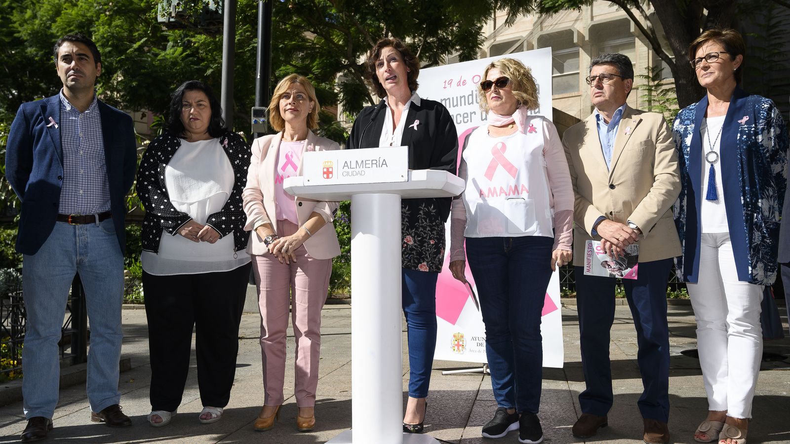 Manifiesto en el Día Mundial del Cáncer de Mama.