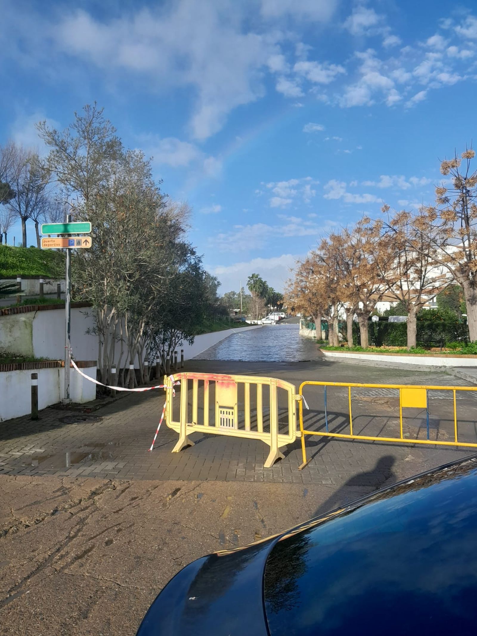 Calles cortadas en Sanlúcar de Guadiana.