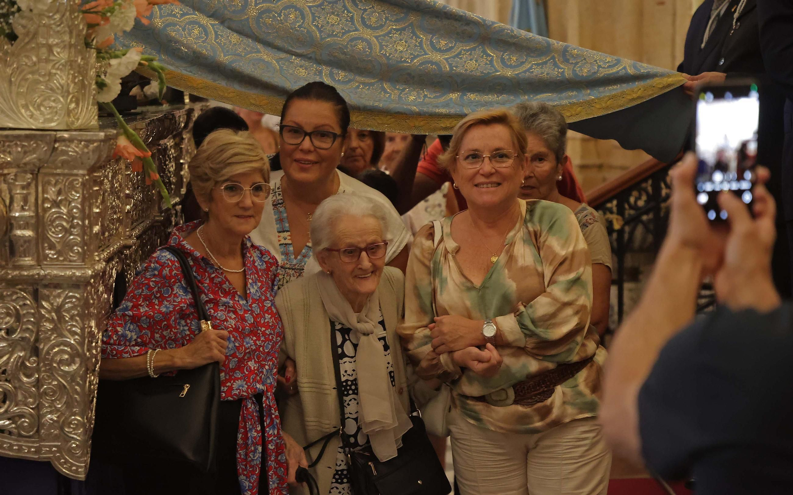 La tradición bajo el manto de la Virgen de la Luz de Tarifa, en imágenes