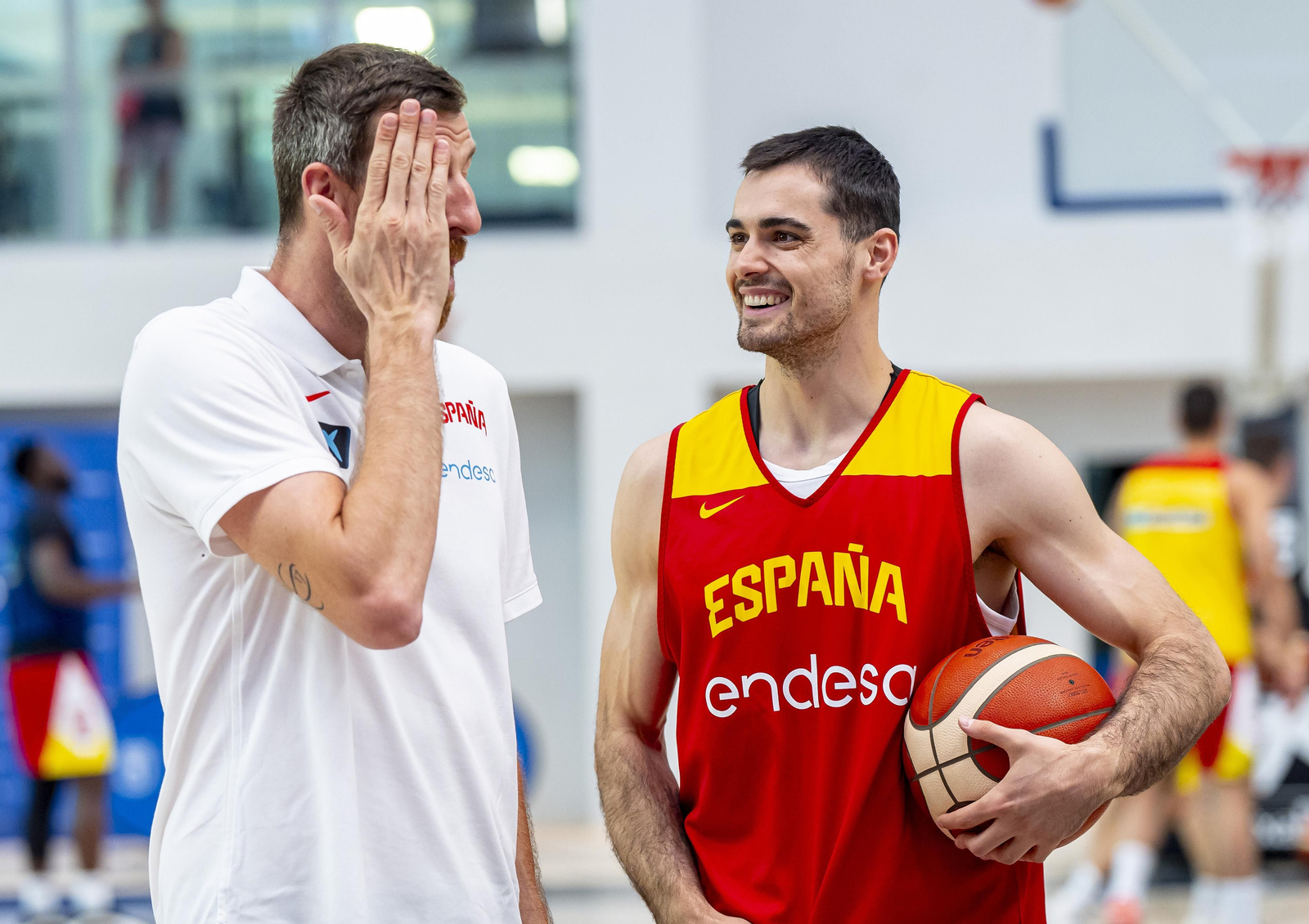 España vuelve a trabajar en Madrid con Alberto Díaz y Yankuba Sima España vuelve a trabajar en Madrid con Alberto Díaz y Yankuba Sima