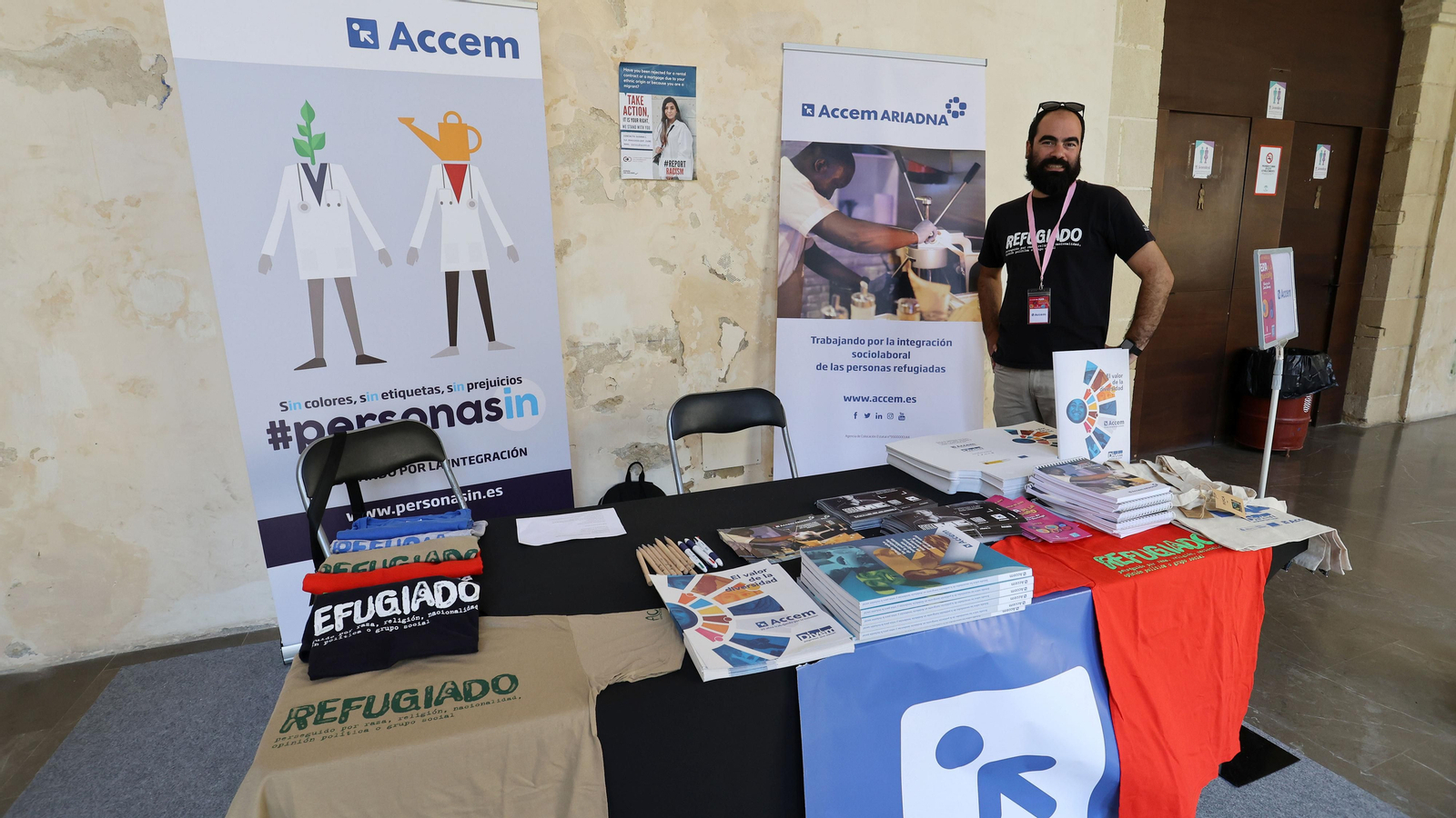 Manifiesto por el Día de África y Feria de la Diversidad en los Claustros de Santo Domingo
